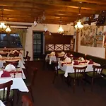 Friedchen Mit Eigener Fleischerei 3*