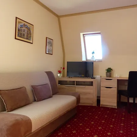 Friedchen Mit Eigener Fleischerei فندق