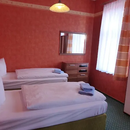 فندق Friedchen Mit Eigener Fleischerei 3*