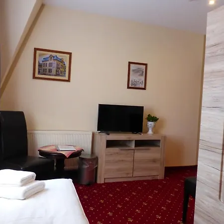 Friedchen Mit Eigener Fleischerei فندق