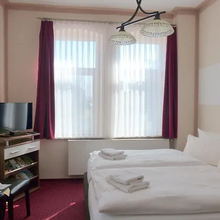 Hotel Friedchen Mit Eigener Fleischerei Artern